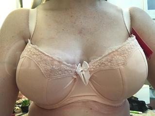 65GG - Ewa Michalak » Chp Marcepanowa Magnolia (694) Wearing bra - Front shot