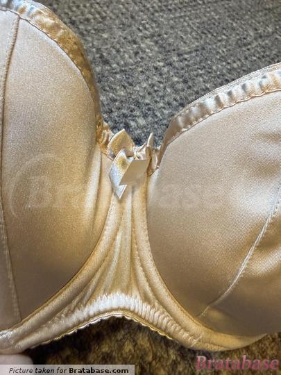 38FF - Comexim- Sold By Breakoutbras » Basic Half Cup | Bratabase